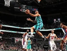 九游用户空间-包含赛地聚焦——欧冠今夜热度飙升；夏洛特黄蜂强势反弹；质疑声仍在；控场能力受关注的词条